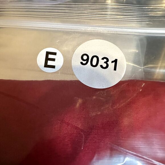 Pooh Disney Blouse‎ 26W/28W Embroidered Eeyore Red Button Shirt Top 3/4 Sleeve - Picture 9 of 9